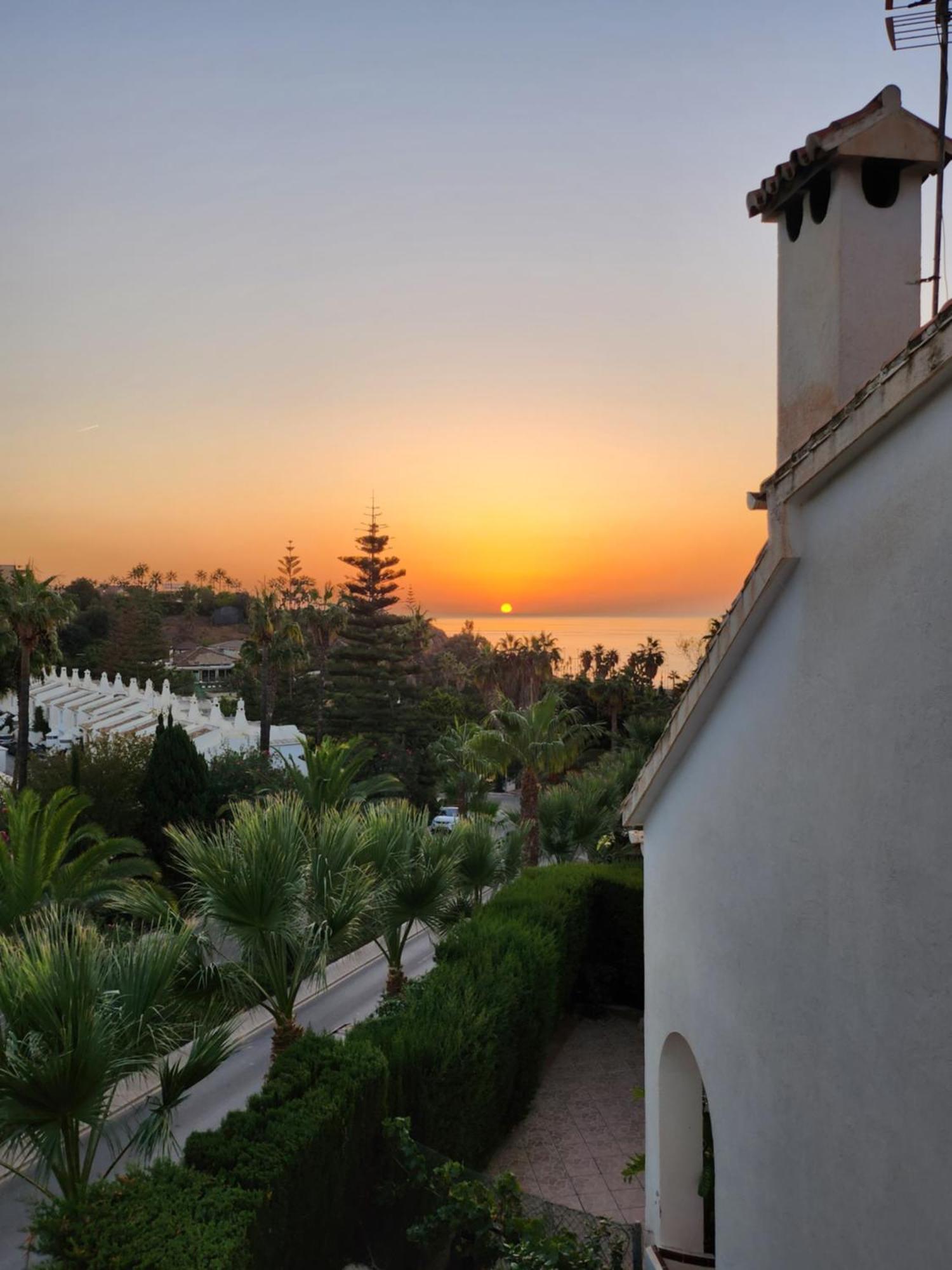 Deluxe Studio Athos 50 Mp Garden Patio Benalmadena Golf & Beach Zewnętrze zdjęcie